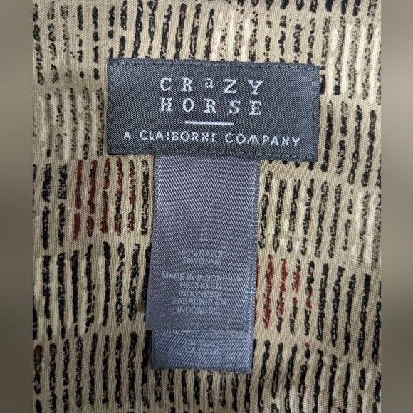 Men's casual shirt by Crazy Horse. Multi color tans/black. Size L - Picture 4 of 7